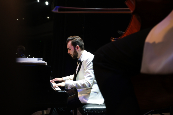 &Ocy;&rcy;&kcy;&iecy;&scy;&tcy;&rcy; &Pcy;&ocy;&lcy;&yacy; &Mcy;&ocy;&rcy;&icy;&acy; - &zcy;&ocy;&lcy;&ocy;&tcy;&acy;&yacy; &kcy;&ocy;&lcy;&lcy;&iecy;&kcy;&tscy;&icy;&yacy; &icy;&zcy; &rcy;&iecy;&pcy;&iecy;&rcy;&tcy;&ucy;&acy;&rcy;&acy;